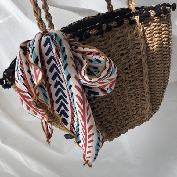 Restocked Multi-color Chic Triangle Bandana Scarf - Picture 2 of 5